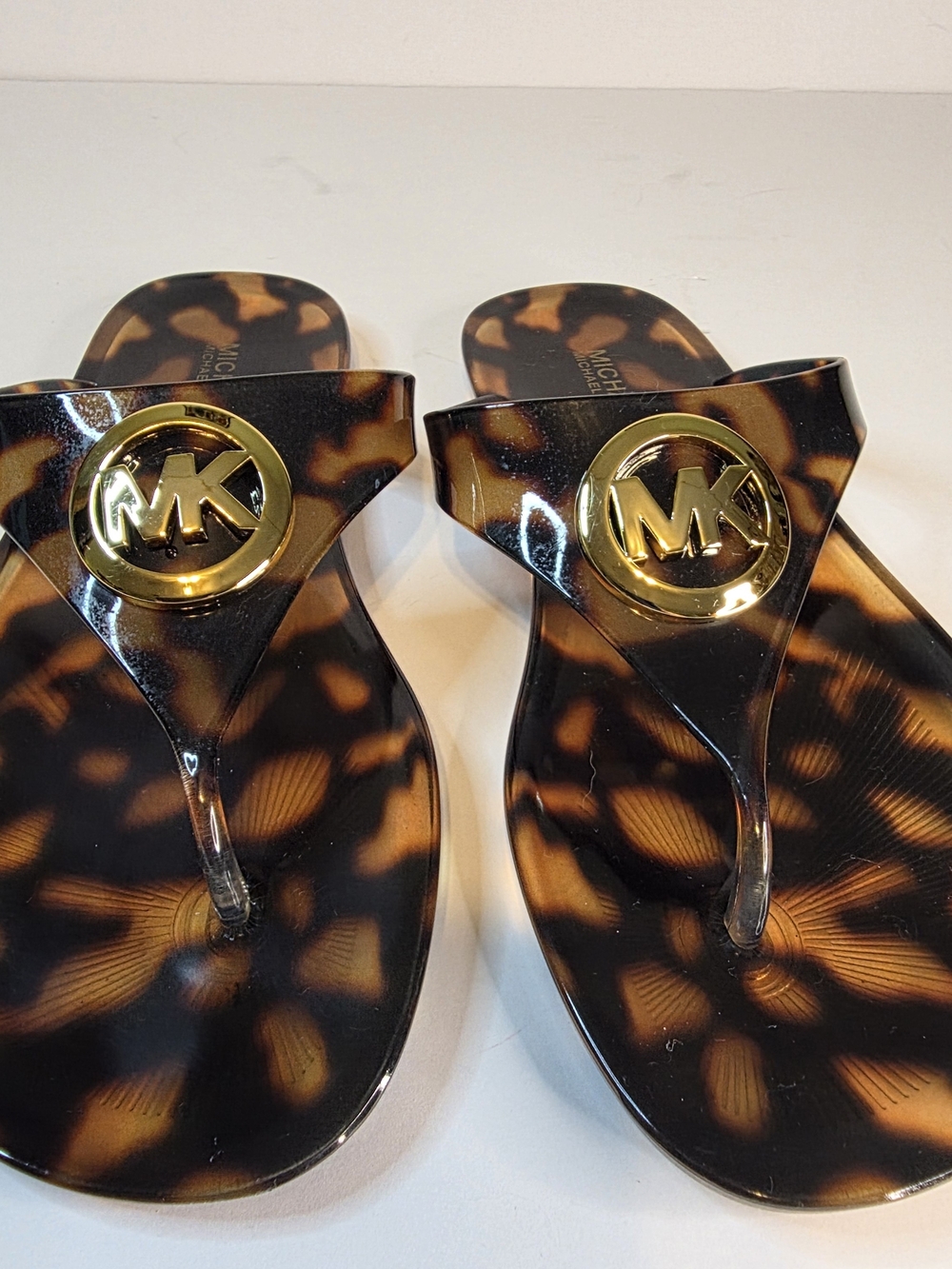 Michael Kors Tortoiseshell MK Jelly Thong Sandals - Brown/Black Size 7
